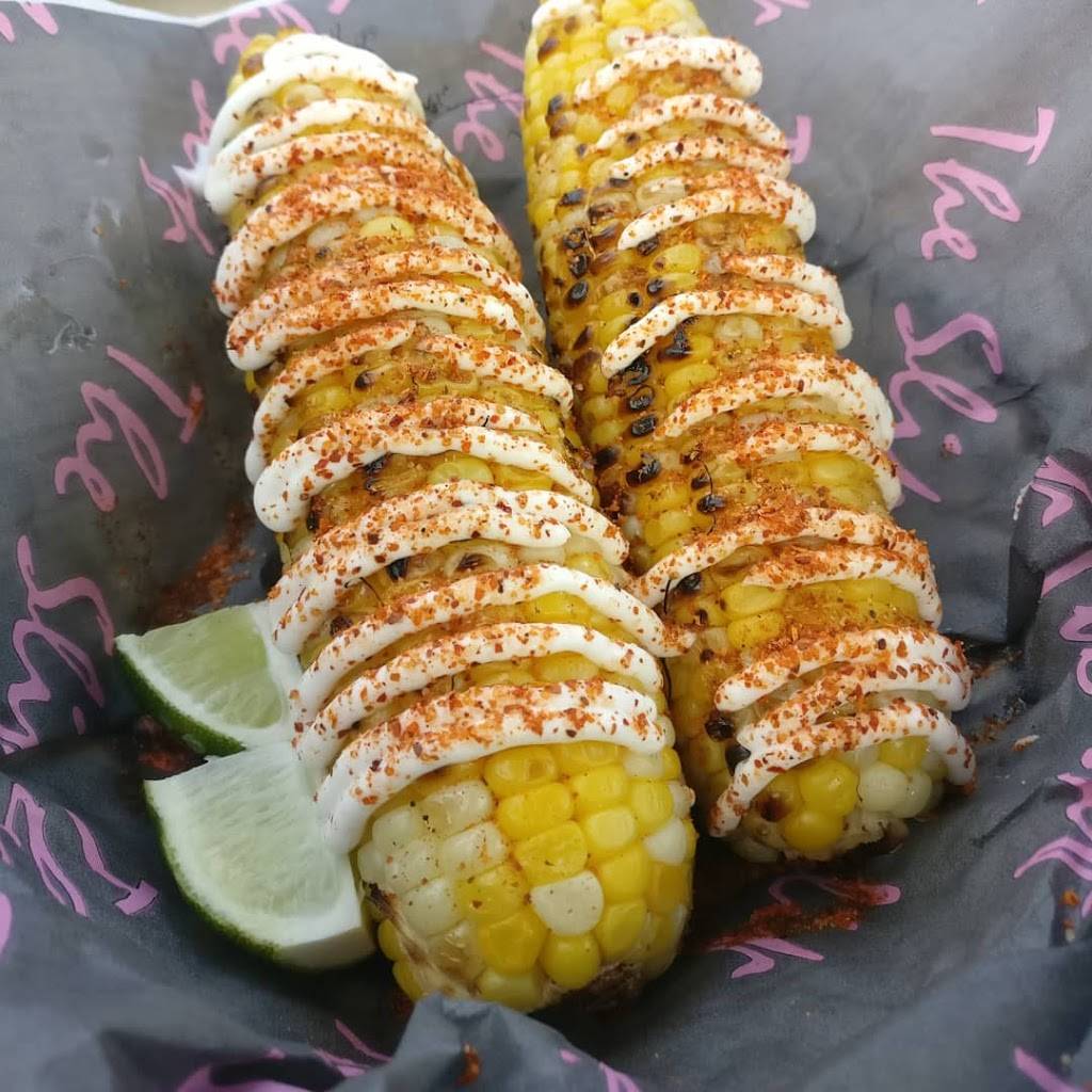 The Slip | restaurant | 235 Queens Quay W, Toronto, ON M5J 2G6, Canada | 8447269227 OR +1 844-726-9227