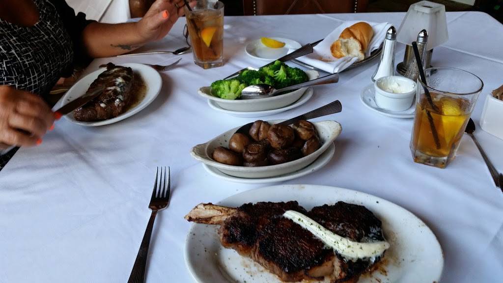 Ruths Chris Steak House | restaurant | 11501 Maid at Arms Ln, Berlin, MD 21811, USA | 8886324747 OR +1 888-632-4747