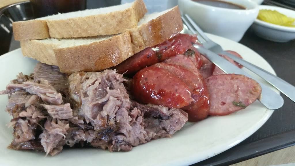 Macs Bar-B-Que | restaurant | 3933 Main St, Dallas, TX 75226, USA | 2148230731 OR +1 214-823-0731