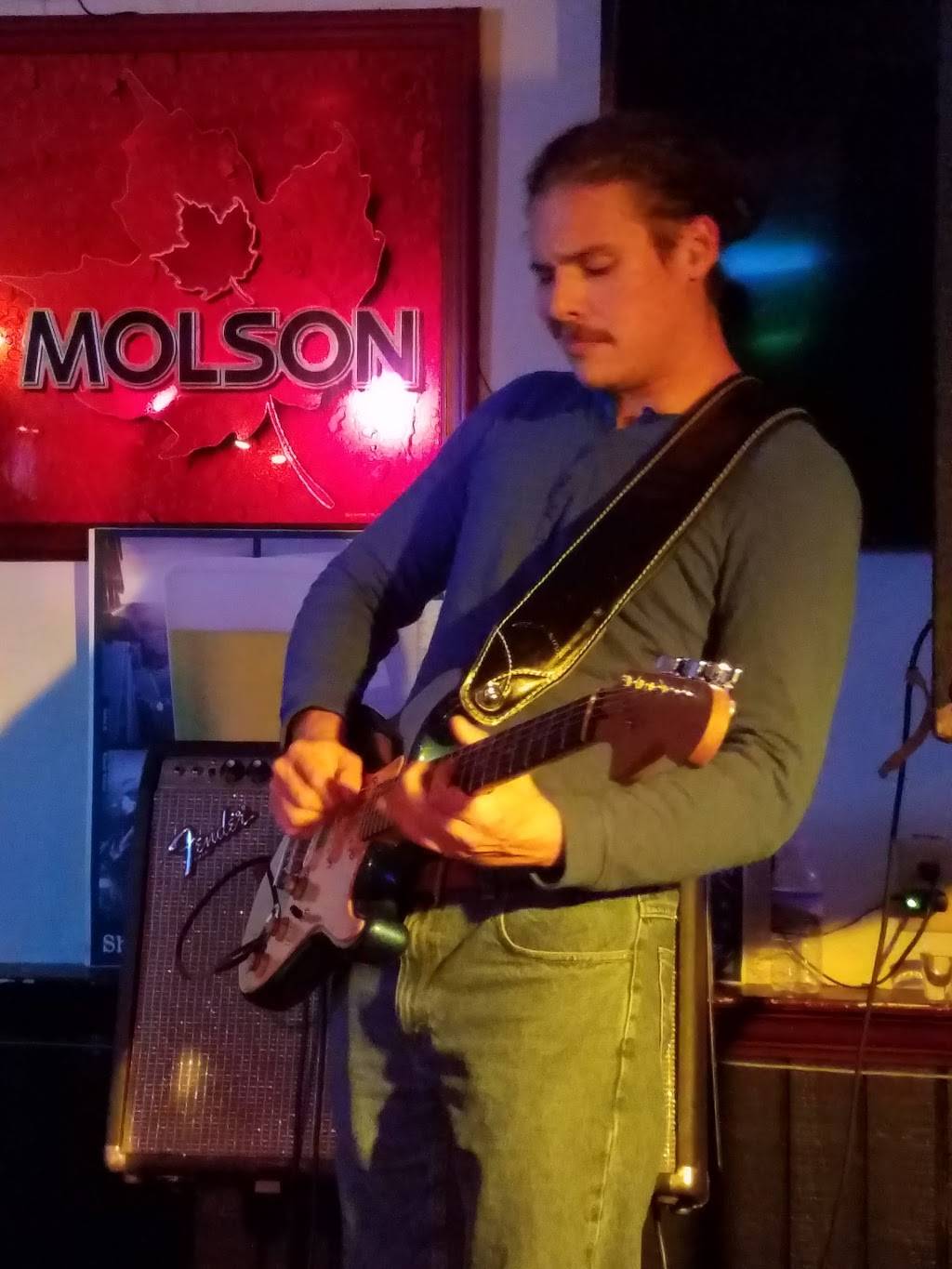 Debbies Place | restaurant | 246 E Street Rd, Warminster, PA 18974, USA | 2156755955 OR +1 215-675-5955