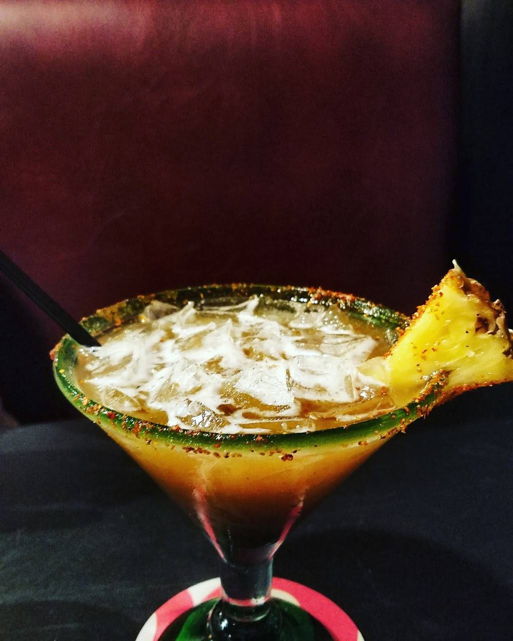 Que Pasa Mexican Cafe | restaurant | 2433 Ventura Blvd, Camarillo, CA 93010, USA | 8055869777 OR +1 805-586-9777