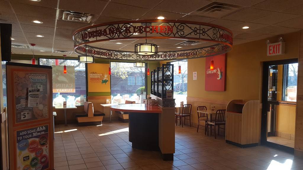 Popeyes Louisiana Kitchen | restaurant | 867 Frelinghuysen Ave, Newark, NJ 07114, USA | 9732300817 OR +1 973-230-0817