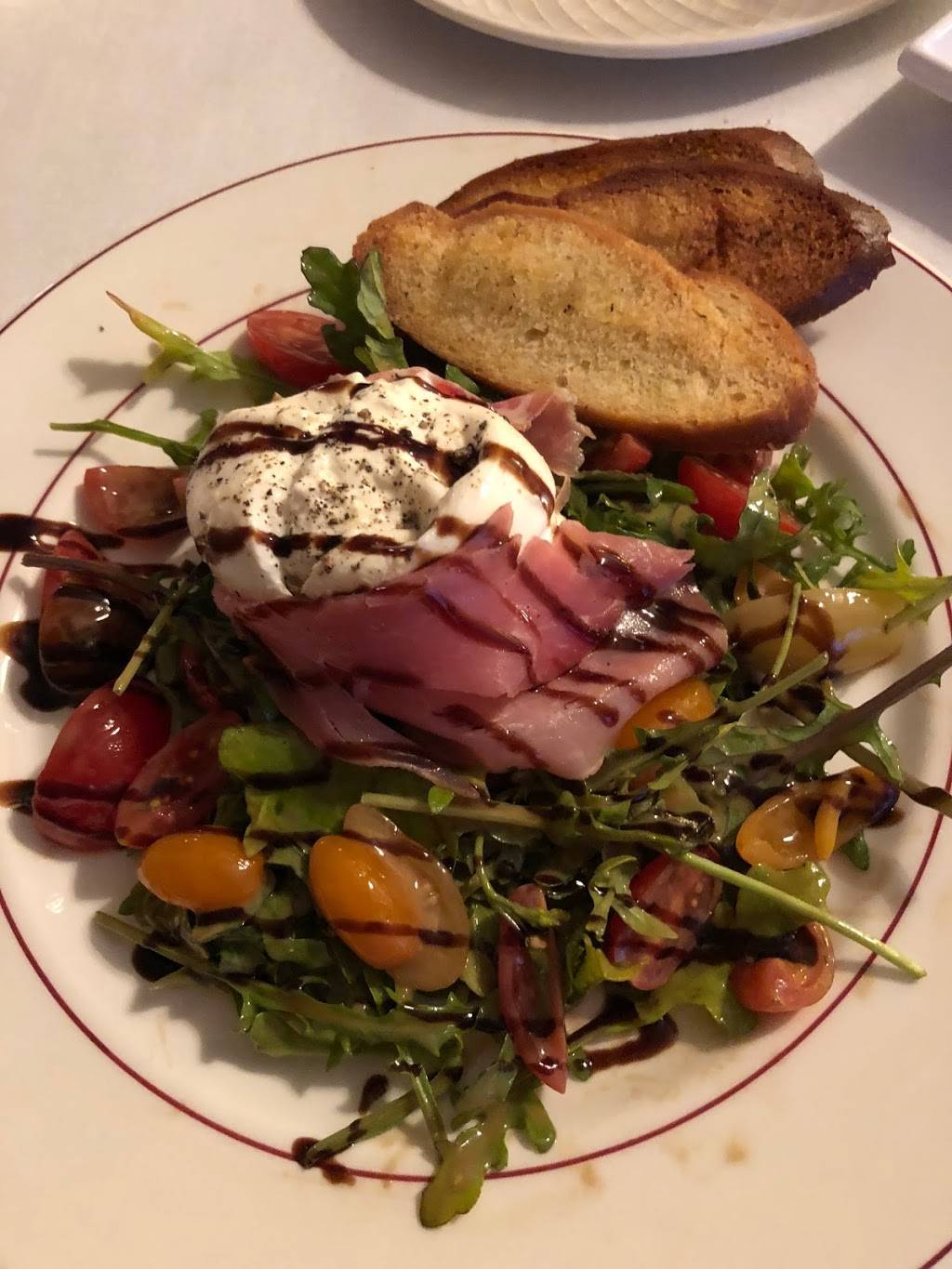 Wine Sellars Wine Shop and Bistro | restaurant | 2003 Cotton Grove Rd, Lexington, NC 27292, USA | 3362426551 OR +1 336-242-6551