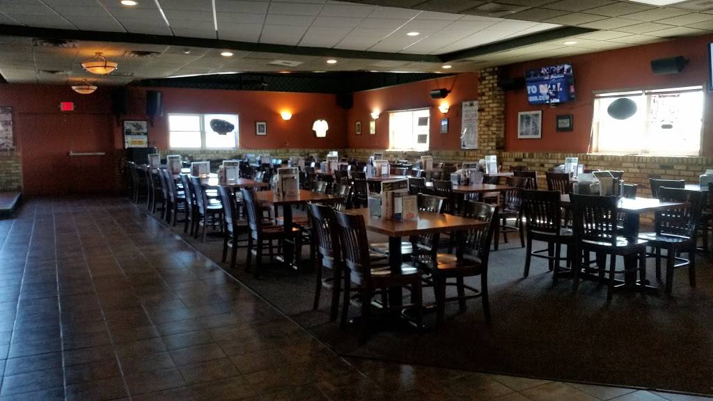 Kellys Bleachers Big Bend | restaurant | Vernon Ln, Big Bend, WI 53103, USA | 2626623600 OR +1 262-662-3600