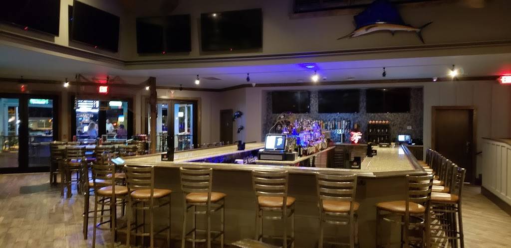 The Parrot Patio Bar & Grill | restaurant | 3602 Webber St, Sarasota, FL 34232, USA | 9419523352 OR +1 941-952-3352