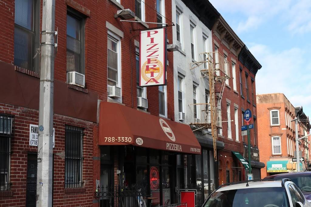 Villa Mia Pizza | meal delivery | 526 3rd Ave, Brooklyn, NY 11215, USA | 7187883330 OR +1 718-788-3330