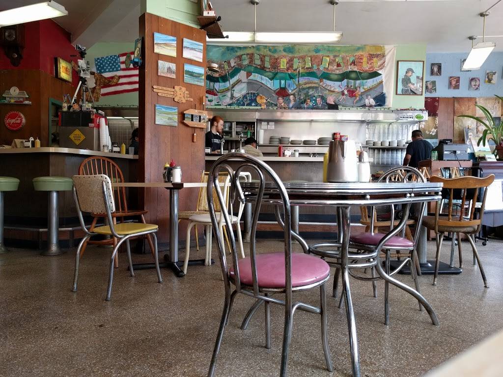 Prairie Joes | restaurant | 1921 Central St, Evanston, IL 60201, USA | 8474910391 OR +1 847-491-0391