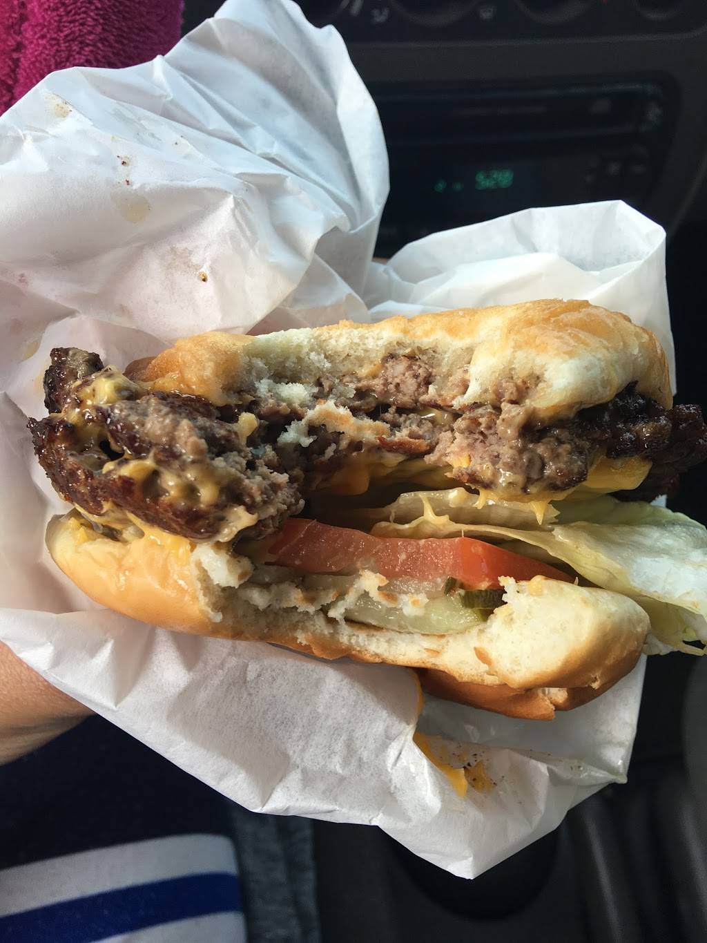 Redhot Ranch | restaurant | 3057 N Ashland Ave, Chicago, IL 60657, USA | 7736619377 OR +1 773-661-9377