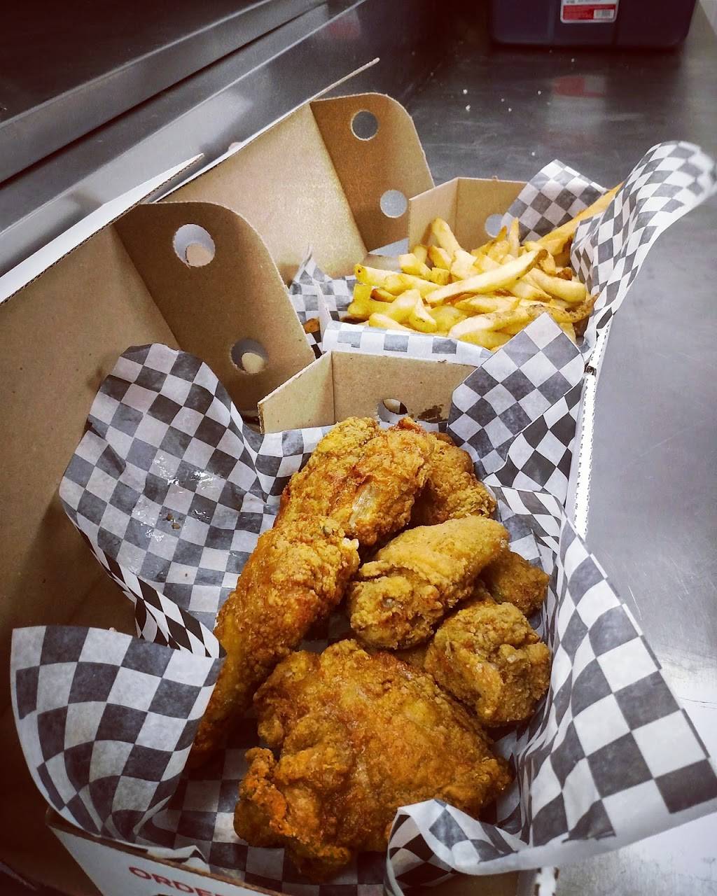 Milano Pizza Renfrew | meal delivery | 49 Raglan St S, Renfrew, ON K7V 1P8, Canada | 6134329090 OR +1 613-432-9090