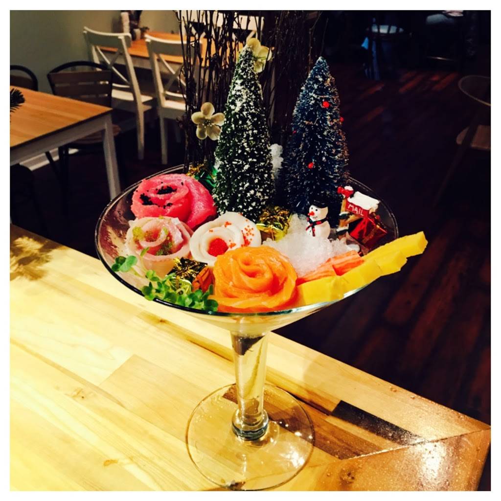 Gorilla Sushi Bar on Clark | restaurant | 4617 N Clark St, Chicago, IL 60640, USA | 7737283333 OR +1 773-728-3333