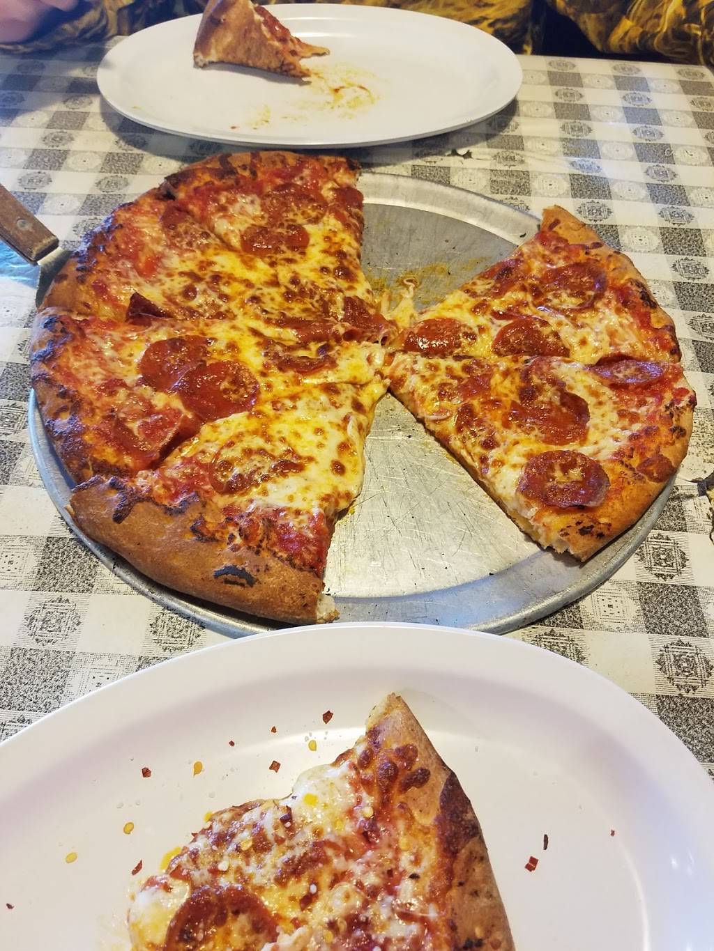 Lonnie Tants Italia Pizza Cafe | restaurant | 1306 Goodman Rd E Suite 101, Southaven, MS 38671, USA | 6625360511 OR +1 662-536-0511