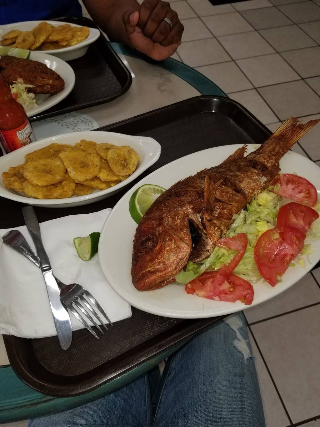 Tu Cocina Restaurant & Bakery | restaurant | 111 S Broadway, Lawrence, MA 01843, USA | 9786551153 OR +1 978-655-1153