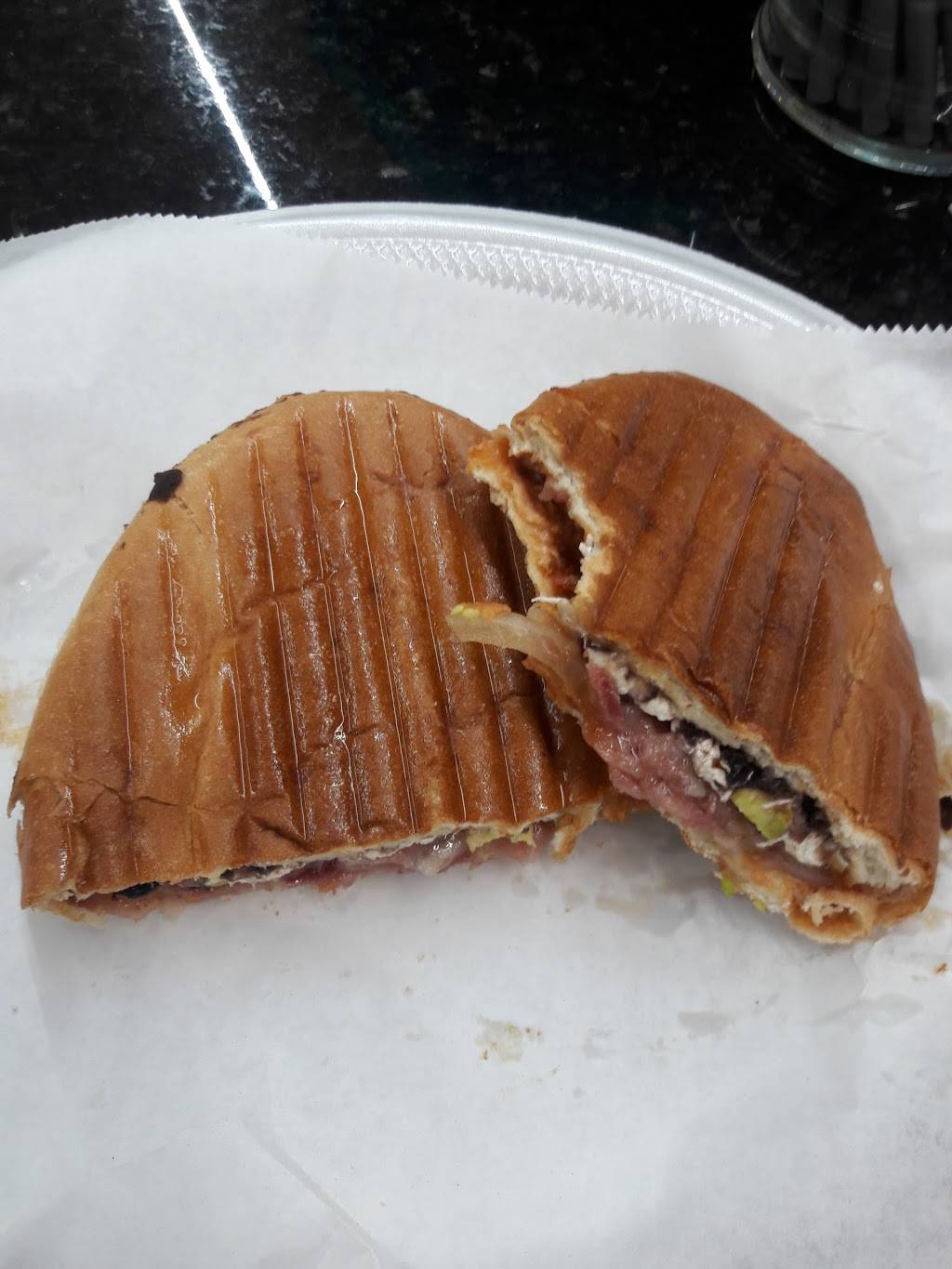 El Valedor LLC | restaurant | 401 W Parker Rd, Greenville, SC 29611, USA | 8645258786 OR +1 864-525-8786