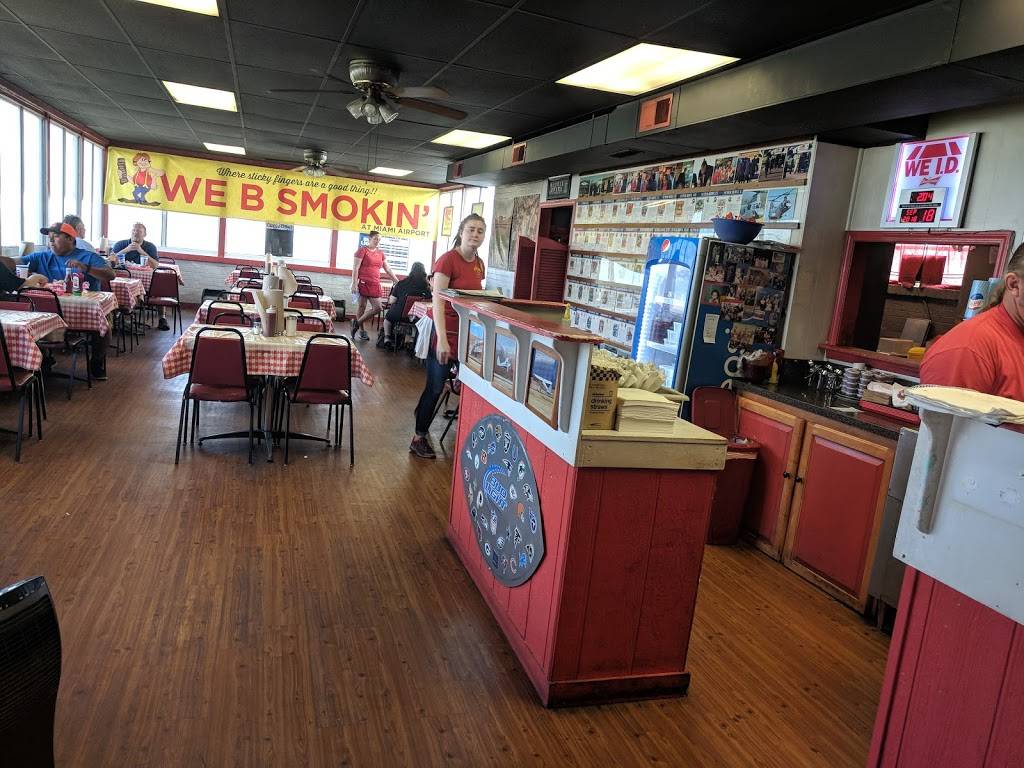 We B Smokin | restaurant | 32580 Airport Rd, Paola, KS 66071, USA | 9132566802 OR +1 913-256-6802