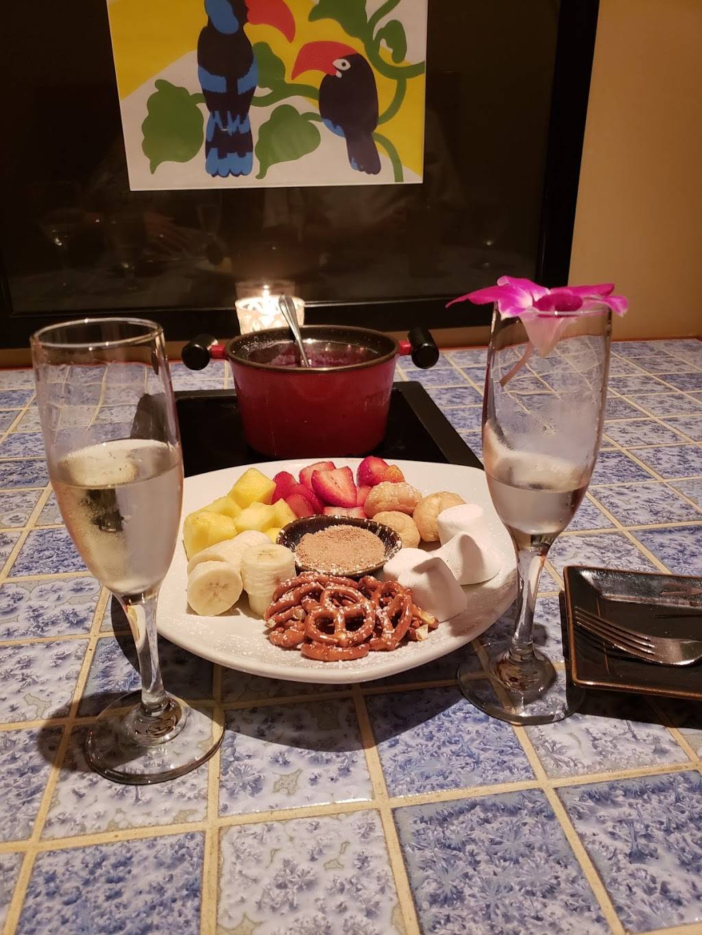 Little Dipper Fondue | restaurant | 138 S Front St, Wilmington, NC 28401, USA | 9102510433 OR +1 910-251-0433