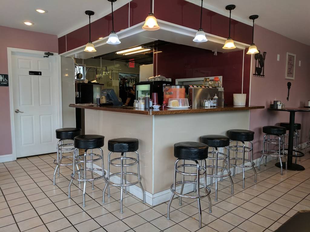 Grannys Pancake Cottage | restaurant | 5460 Main St, Stephens City, VA 22655, USA | 5405082434 OR +1 540-508-2434