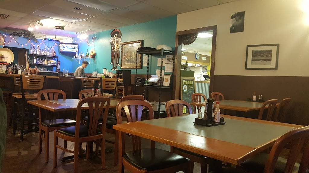 Julios Mexican Grill & Cantina | restaurant | 535 Zerex St, Winter Park, CO 80482, USA | 9703637083 OR +1 970-363-7083