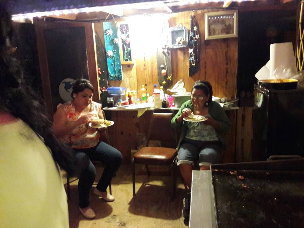 La Cabañita Las Gonzalez | restaurant | San Angel, 22524 Tijuana, B.C., Mexico | 016645253440 OR +52 664 525 3440