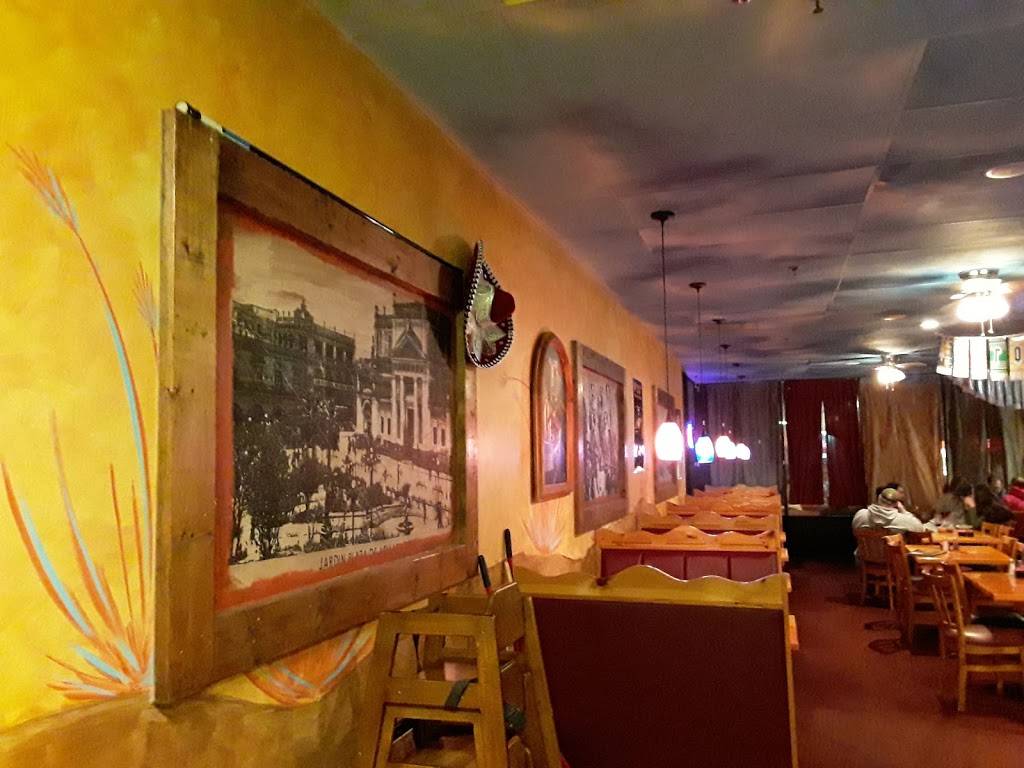 El Ranchito Family Mexican Restaurant | restaurant | 4367 W Stone Dr, Kingsport, TN 37660, USA | 4237659750 OR +1 423-765-9750