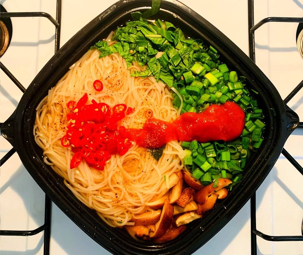 20Pho7Austin | restaurant | 601 W Live Oak St, Austin, TX 78704, USA | 5126455400 OR +1 512-645-5400