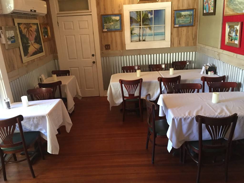 Sneaki Tiki | restaurant | 211 S Colorado Ave #1, Stuart, FL 34994, USA | 7722860565 OR +1 772-286-0565