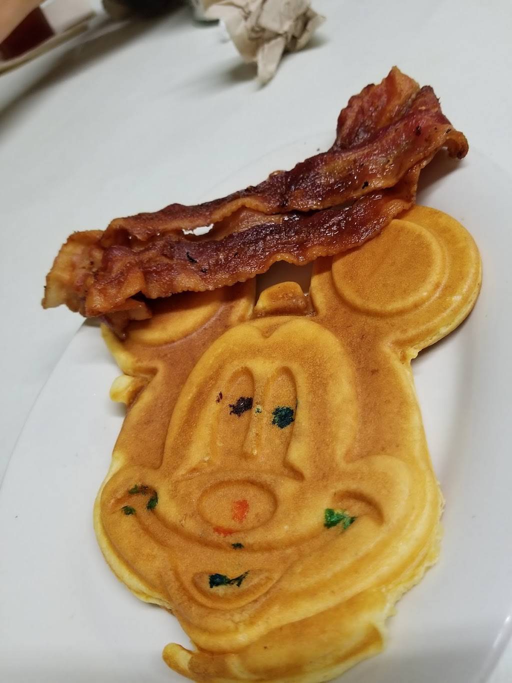 Virlies Grill | restaurant | 58 Hillsboro St, Pittsboro, NC 27312, USA | 9195420376 OR +1 919-542-0376