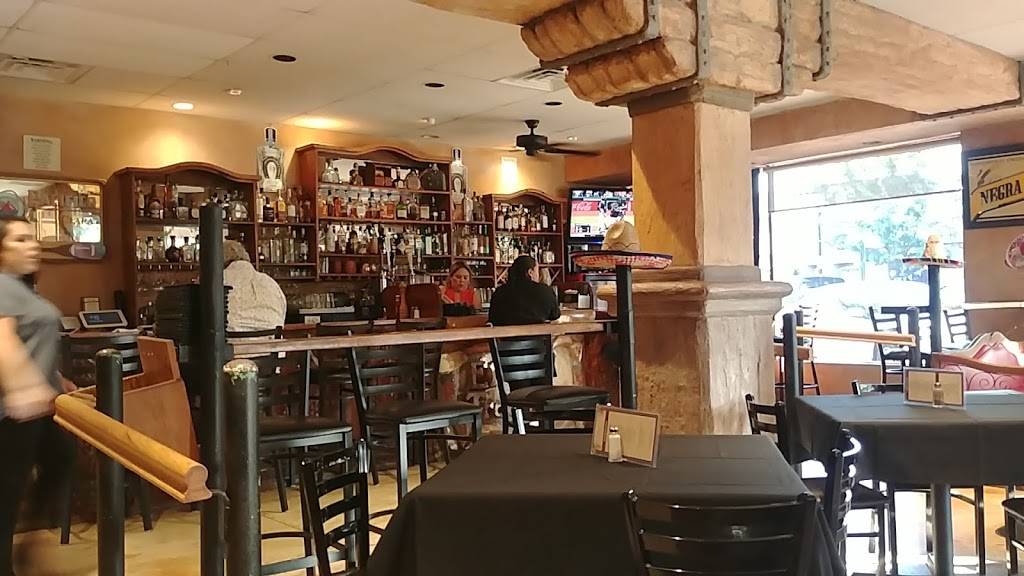 El Trocadero Steak House | restaurant | 24274 Main St, Newhall, CA 91321, USA | 6612846615 OR +1 661-284-6615