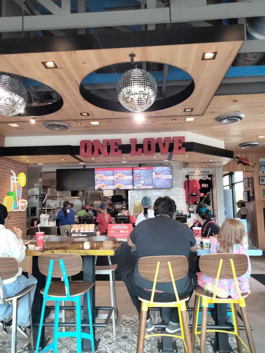 Raising Canes Chicken Fingers | restaurant | 3348 El Camino Ave, Sacramento, CA 95821, USA | 9164904587 OR +1 916-490-4587