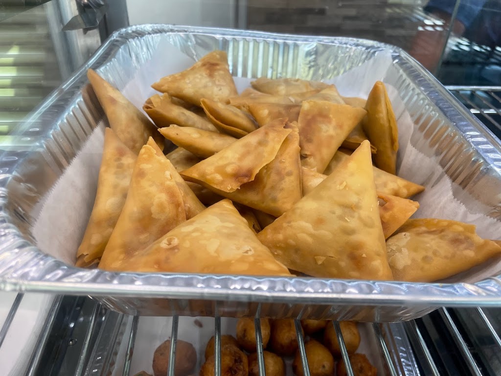 Santhis Kitchen | restaurant | 2552 Stonebrook Pkwy #102, Frisco, TX 75034, USA | 4697774889 OR +1 469-777-4889