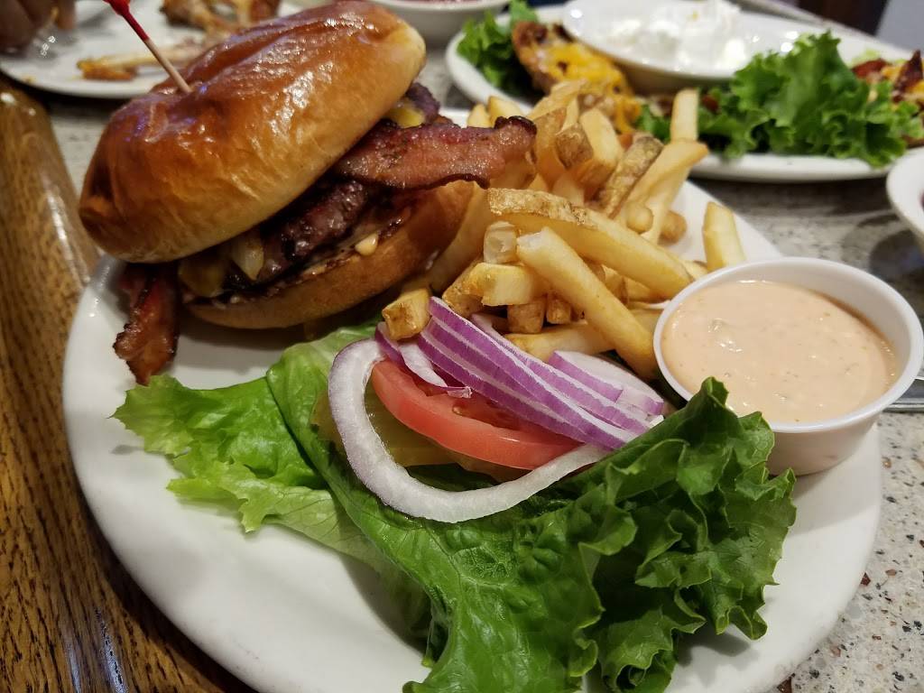 Grizzly Cafe Inc | restaurant | 1455 California Hwy 2, P.O. Box 2887, Wrightwood, CA 92397, USA | 7602496733 OR +1 760-249-6733