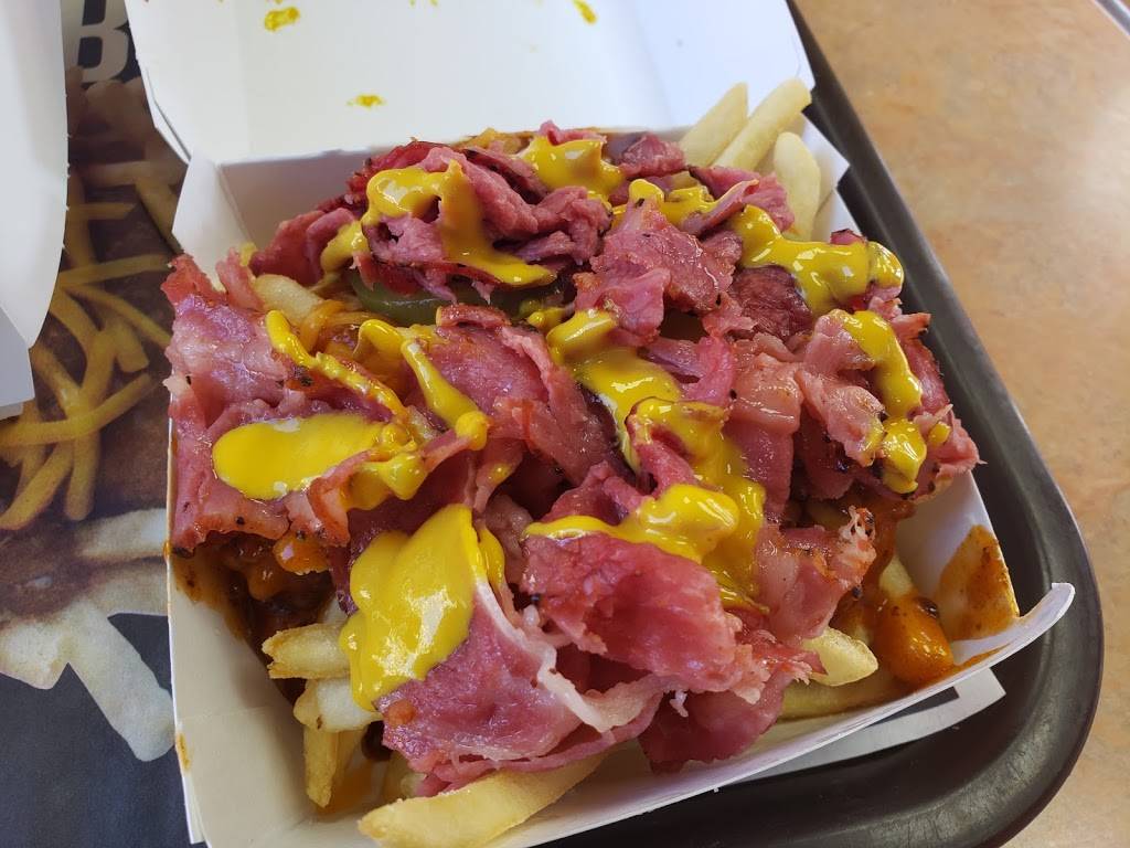 Wienerschnitzel | restaurant | 6030 W Thunderbird Rd, Glendale, AZ 85306, USA | 6028431638 OR +1 602-843-1638