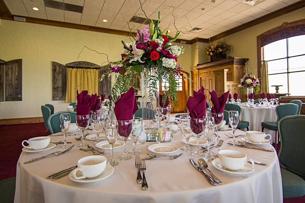 The Onion Pub & Brewery | restaurant | 22221 N Pepper Rd, Lake Barrington, IL 60010, USA | 8473817308 OR +1 847-381-7308