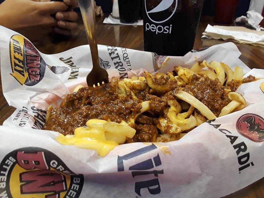 BreWingZ Restaurant and Bar | restaurant | 9410 North Fwy, Houston, TX 77037, USA | 2818471222 OR +1 281-847-1222