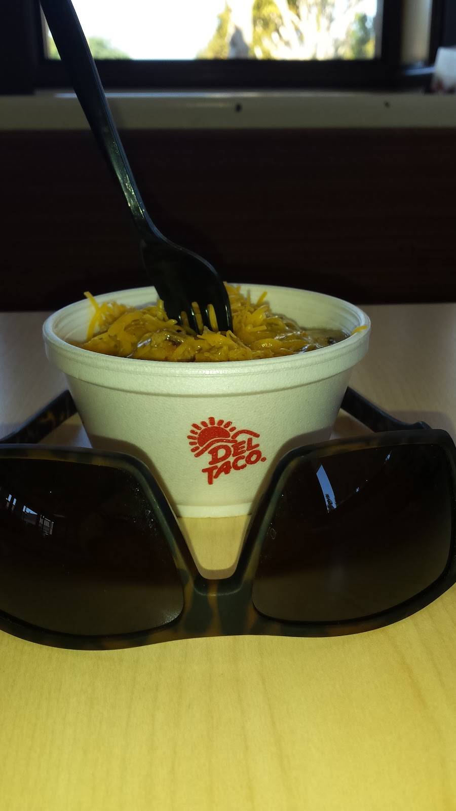 Del Taco | meal takeaway | 4740 La Sierra Ave, Riverside, CA 92505, USA | 9513520444 OR +1 951-352-0444