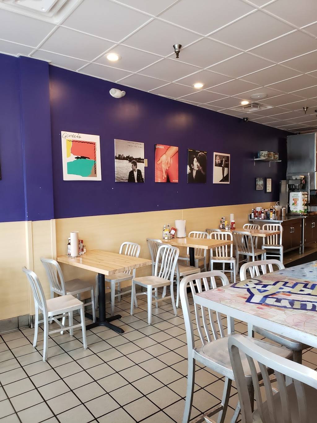 BGR The Burger Joint | restaurant | Neelsville Village Center, 20940 Frederick Rd, Germantown, MD 20876, USA | 3015400181 OR +1 301-540-0181