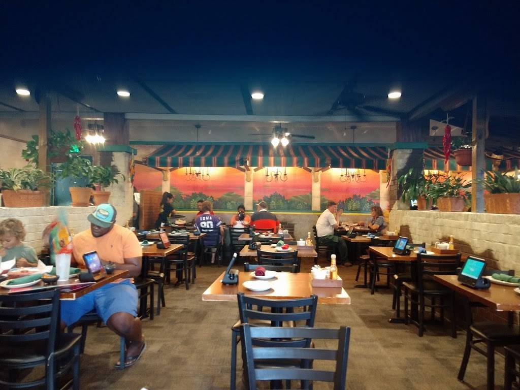 Teds Cafe Escondido | restaurant | 2836 NW 68th St, Oklahoma City, OK 73116, USA | 4058488337 OR +1 405-848-8337