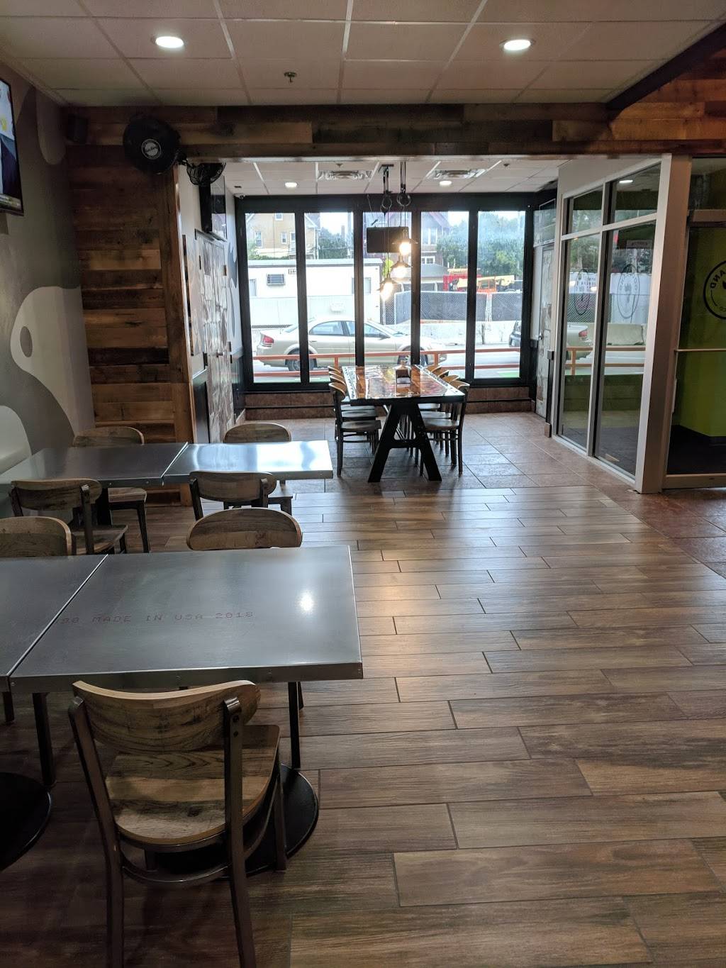 Good Land Wing Co. | restaurant | 2911 N Oakland Ave, Milwaukee, WI 53211, USA | 4143679886 OR +1 414-367-9886