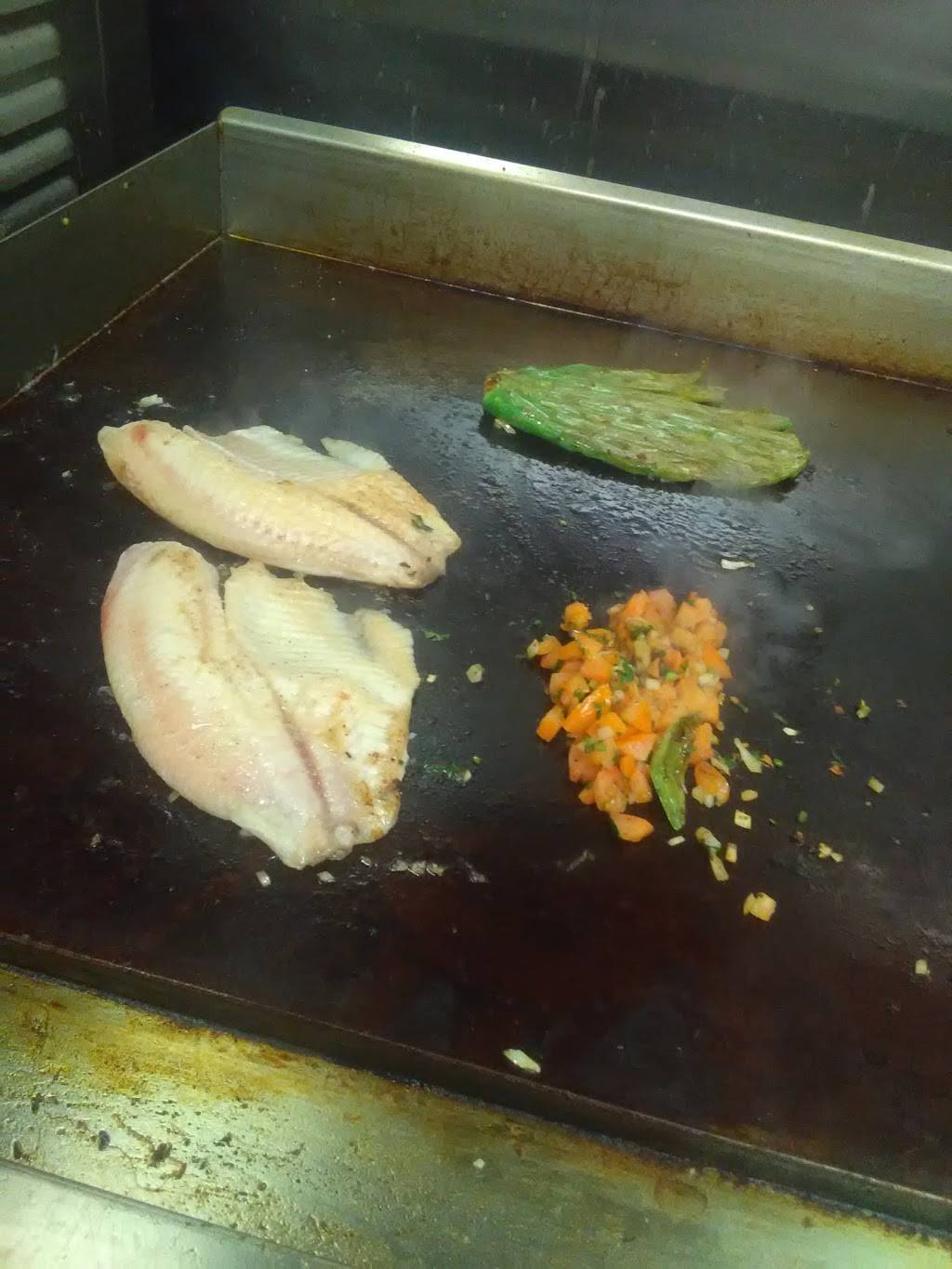 Los Dos Amigos | restaurant | 118 Raleigh Rd, Henderson, NC 27536, USA | 2525982197 OR +1 252-598-2197