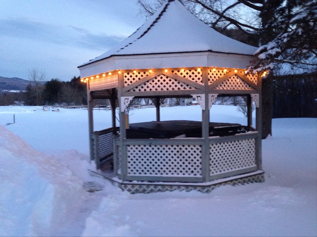 The Black Lantern Inn | restaurant | 2057 N Main St, Montgomery, VT 05470, USA | 8023263269 OR +1 802-326-3269