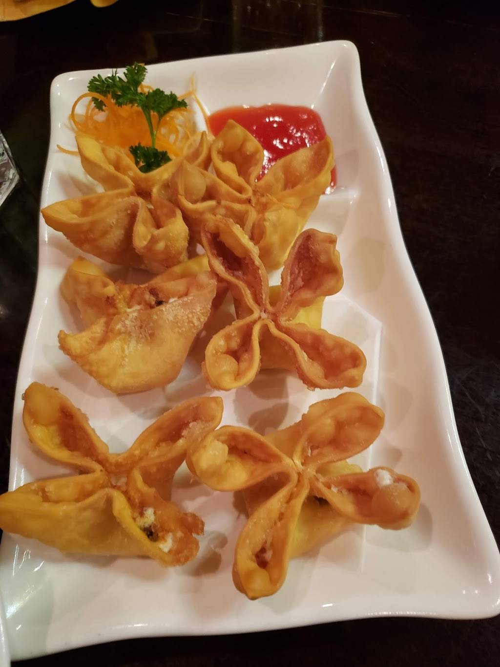 Lemon N Ginger Asian Grille | restaurant | 3491 Merchant Boulevard suite 100, Abingdon, MD 21009, USA | 4105696688 OR +1 410-569-6688