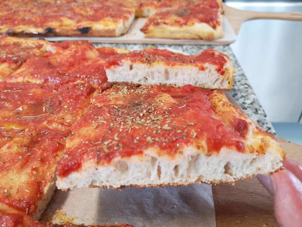 Slices | restaurant | 505 Flower St Suite B-260, Los Angeles, CA 90071, USA | 2135594995 OR +1 213-559-4995