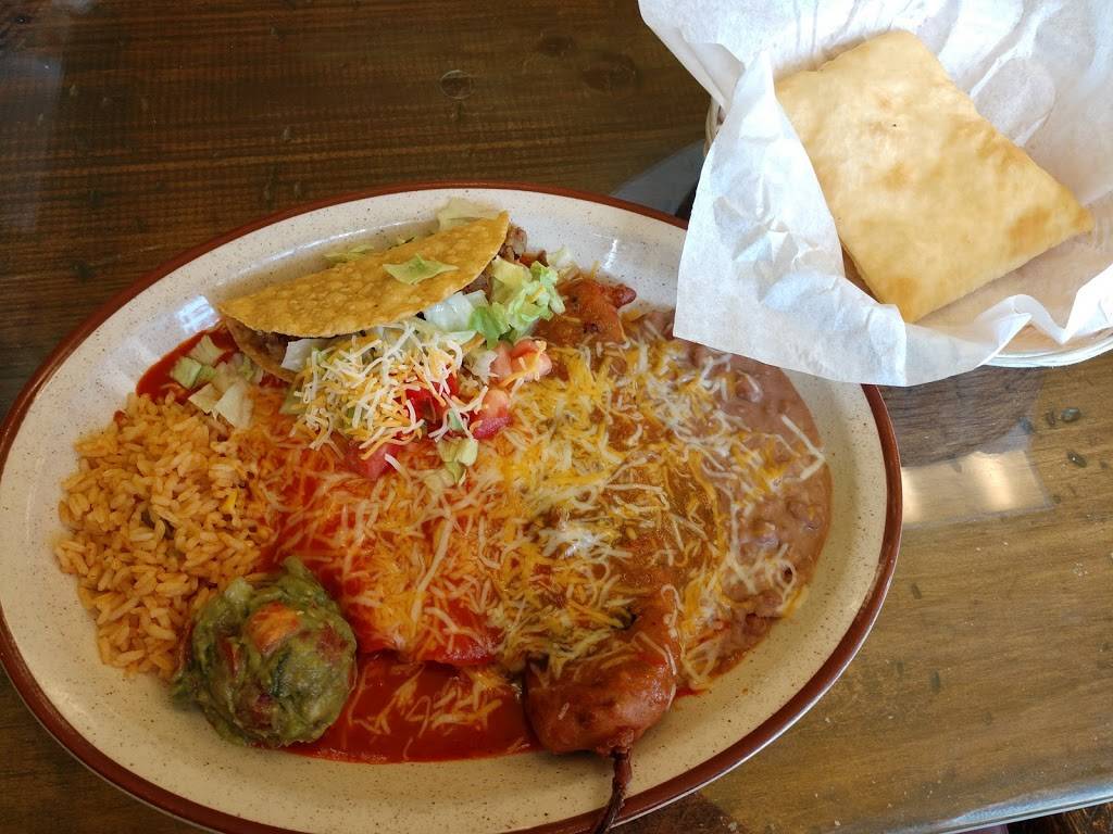 Tenampa New Mexican Restaurant | restaurant | 101 98th St NW, Albuquerque, NM 87121, USA | 5053525500 OR +1 505-352-5500