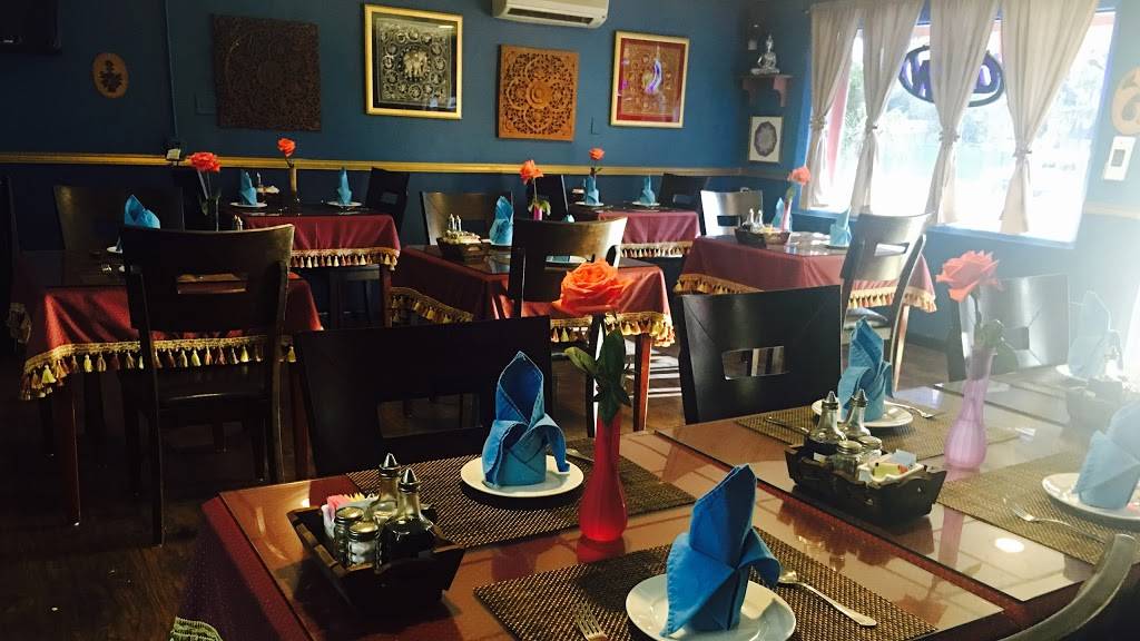 Aloy PatThai Restaurant | restaurant | 4346 Gall Blvd, Zephyrhills, FL 33542, USA | 8133554290 OR +1 813-355-4290