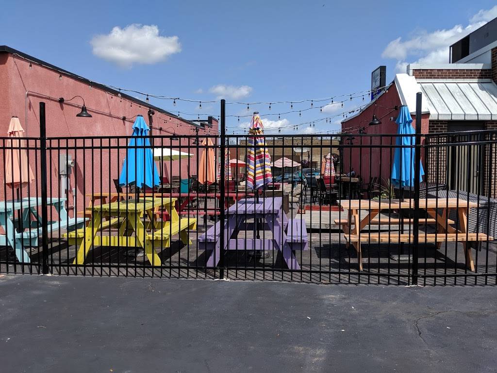 Wicked Wort Brewing Company | restaurant | 4165 W Broadway Ave, Robbinsdale, MN 55422, USA | 7635049977 OR +1 763-504-9977