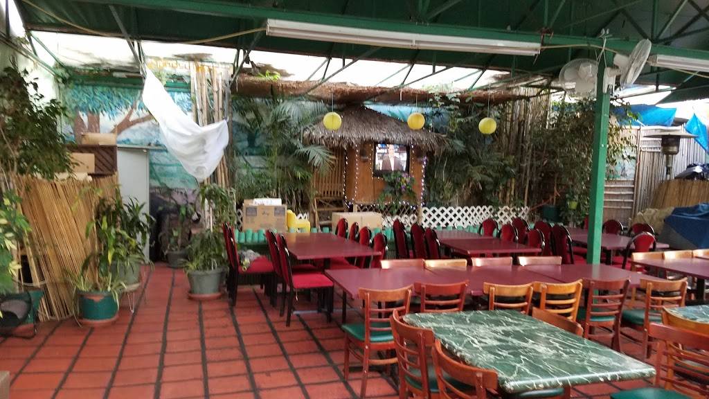 Bahay Kubo Restaurant | restaurant | 2330 W Temple St, Los Angeles, CA 90026, United States | 2134134804 OR +1 213-413-4804