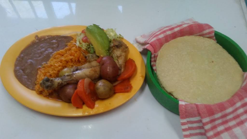 El Gallito Restaurant | restaurant | 813 Lindsey Ln, Tyler, TX 75701, USA | 9039440439 OR +1 903-944-0439