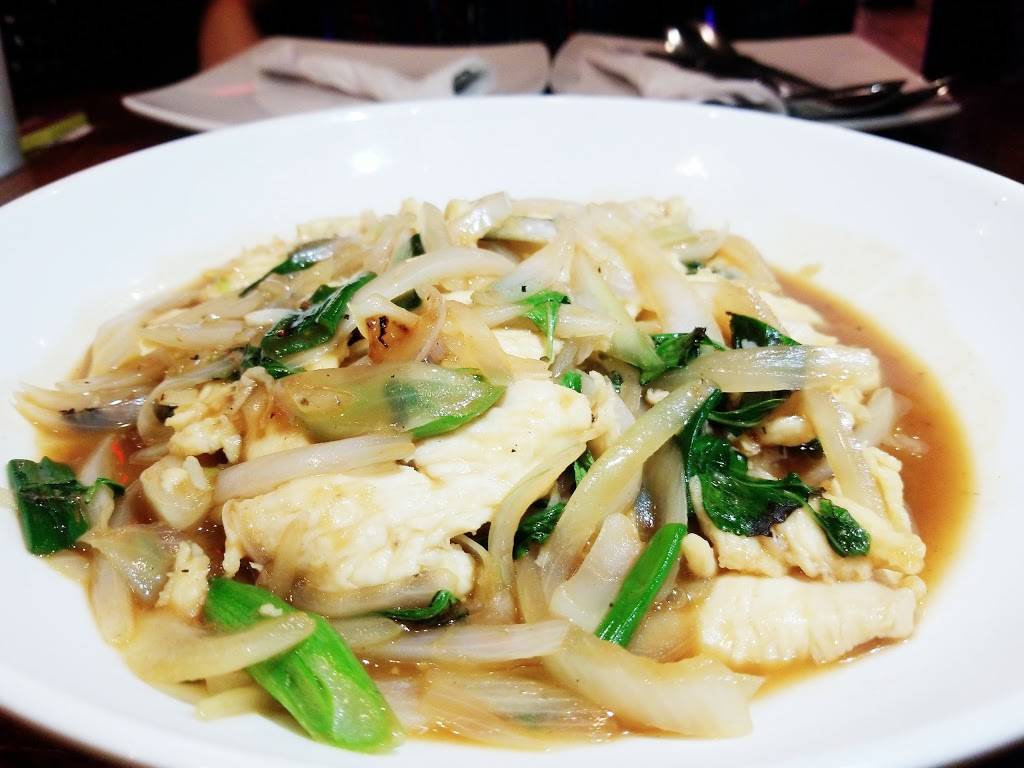 Pho Quyen Vietnamese Cuisine | restaurant | 8404 W Hillsborough Ave, Tampa, FL 33615, USA | 8138859424 OR +1 813-885-9424