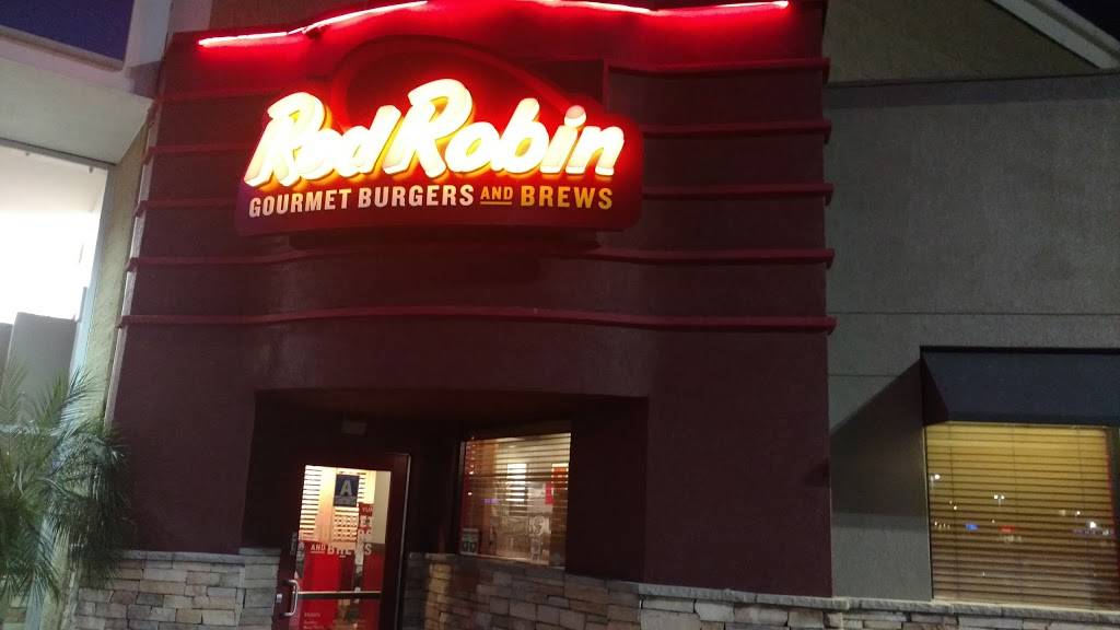 Red Robin Gourmet Burgers and Brews | restaurant | 2701 Ming Ave. #G15, Bakersfield, CA 93304, USA | 6613989794 OR +1 661-398-9794