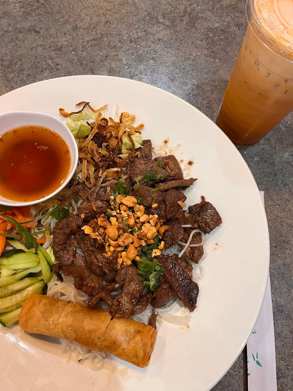 PT Pho & Tea | restaurant | 10931 Jones Rd, Houston, TX 77065, USA | 2819556700 OR +1 281-955-6700