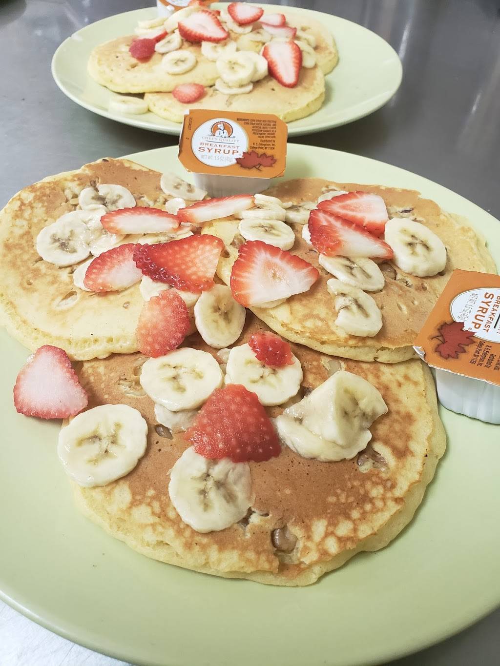 Aminas Cafe | restaurant | 3412, 890 Morris Ave, Bronx, NY 10451, USA | 9176319203 OR +1 917-631-9203